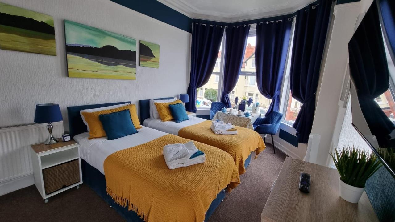 The Tilstone Guest House ランディドノー エクステリア 写真